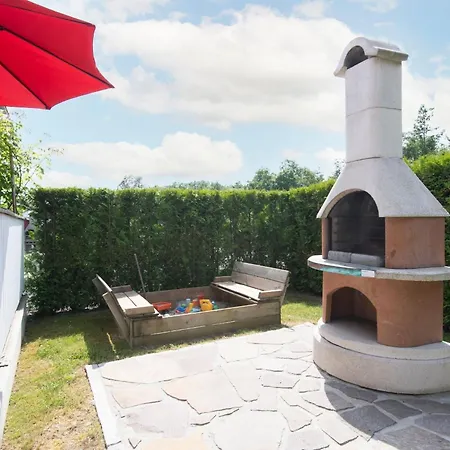 Seepark Seehund 1 Holiday home Sussau